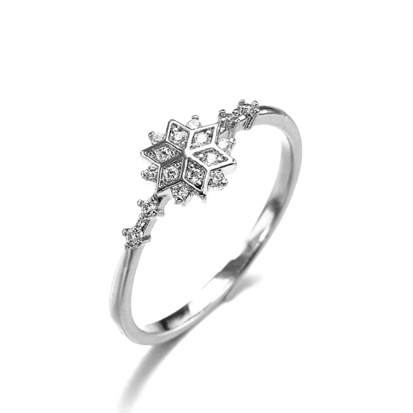 BohemianMermaid Jewelry - 💋2 for $49 NEW DAINTY SILVER SNOWFLAKE RING